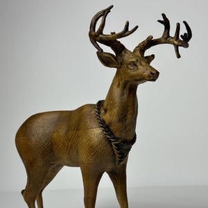 Hand Carved Wooden Deer Figurine Animal Figurine Shelf Decor Wooden Stag Sculpture Unique Gift for Wildlife Lovers Natural Wood Decor