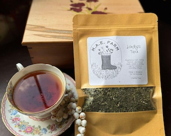 Red Raspberry Leaf Herbal Tea Blend: Lady's Monthly Ritual