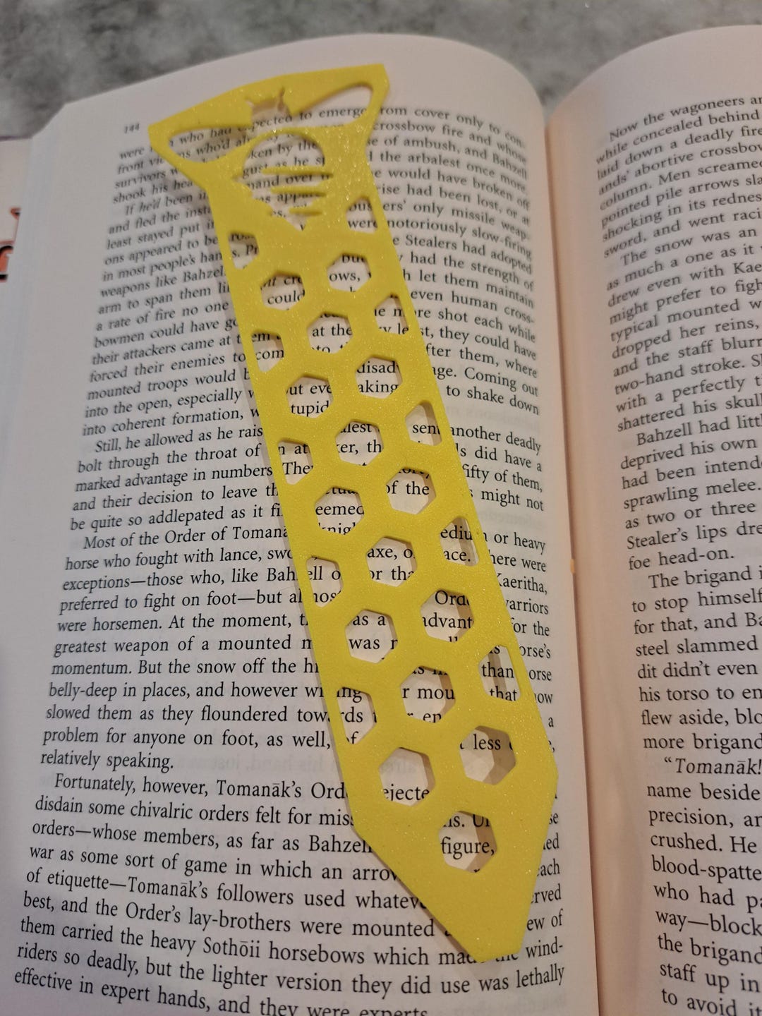 3D Printed Honey Bee Bookmark: Nature Lover Gift - Etsy