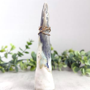 Cono per anelli in ceramica - Porta anelli in ceramica - Regalo di nozze - Espositore per anelli