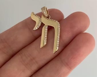 Am Yisrael Chai Anhänger-Halskette aus Sterlingsilber mit Pavé-Zirkonia, zarter hebräischer Schmuck