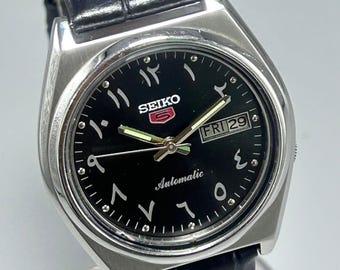 セイコー5 自動巻き サンバースト ブラック アラビア文字盤 メンズ