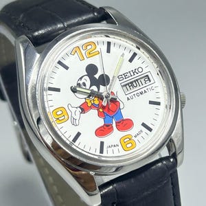 Rare Vintage Seiko Automatic White Mickey Mouse Dial 17 Jewels Day Date Movement No. 7009A Japan Made Men&#39;s Wrist Watch