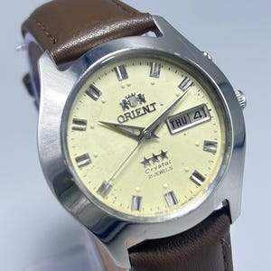 Rare Vintage Orient Crystal 3 Star Automatic 21 Jewels Day Date Movement No.46943 Japan Made White Dial Men&#39;s Wrist Watch