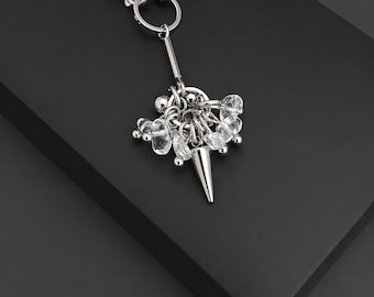 Collar tipo lariat con colgante de cuarzo, cadena de acero inoxidable, joyería minimalista oscura, collar con pinchos plateados, regalo vanguardista