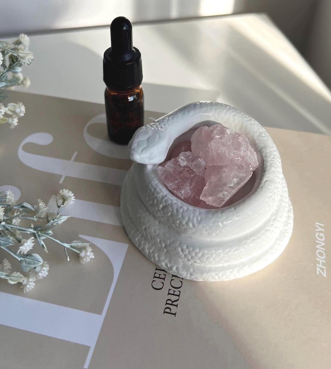 Elegant Snake Passive Diffuser Bowl With Rose Quartz Crystals – Minimal ...