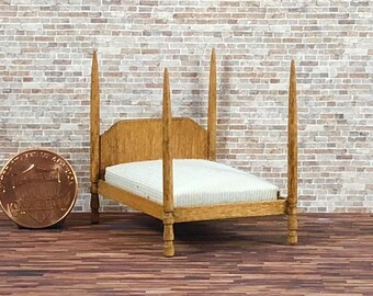 Four Poster Bed - Quarter Inch Scale Dollhoude Furniture