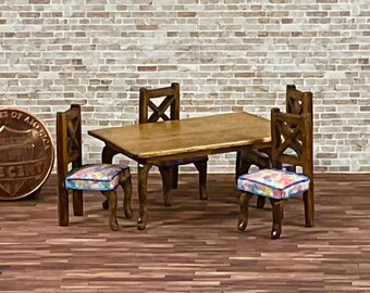 Dining Table & Chairs - Quarter Inch Scale Furniture