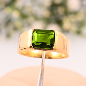 August Birthstone Power: Men&#39;s Peridot & Diamond Sterling Silver Band - Modern Green Gem Jewelry, Men&#39;s Peridot Diamond Band