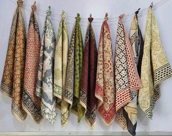 Set von Bandana Schal aus Bio-Baumwolle: Hand Block Print Paisley Geschenk für sie Assorted
