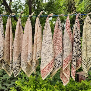 Unique Bulk Bandana Set of 10 Organic 100% Cotton Bandana Scarves, Paisley Design Scarves,Vibrant Colors,High Quality Bandanas Women Bandana