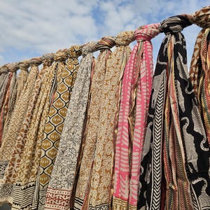 Silk Border (Zari) Bagru Scarfs Wholesale Lot Hand Block Print Cotton Scarves Cotton Sarong Bagru Print Pareo Decorative Summer Beach Pareo