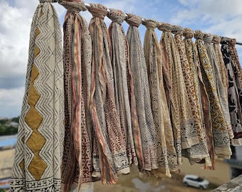 Wholesale Lot 100% Cotton Indian Hand Block Print Beach Sarongs Soft Voile Fabric Summer Pareo Silk Border (Zari) Bagru Scarfs Assorted
