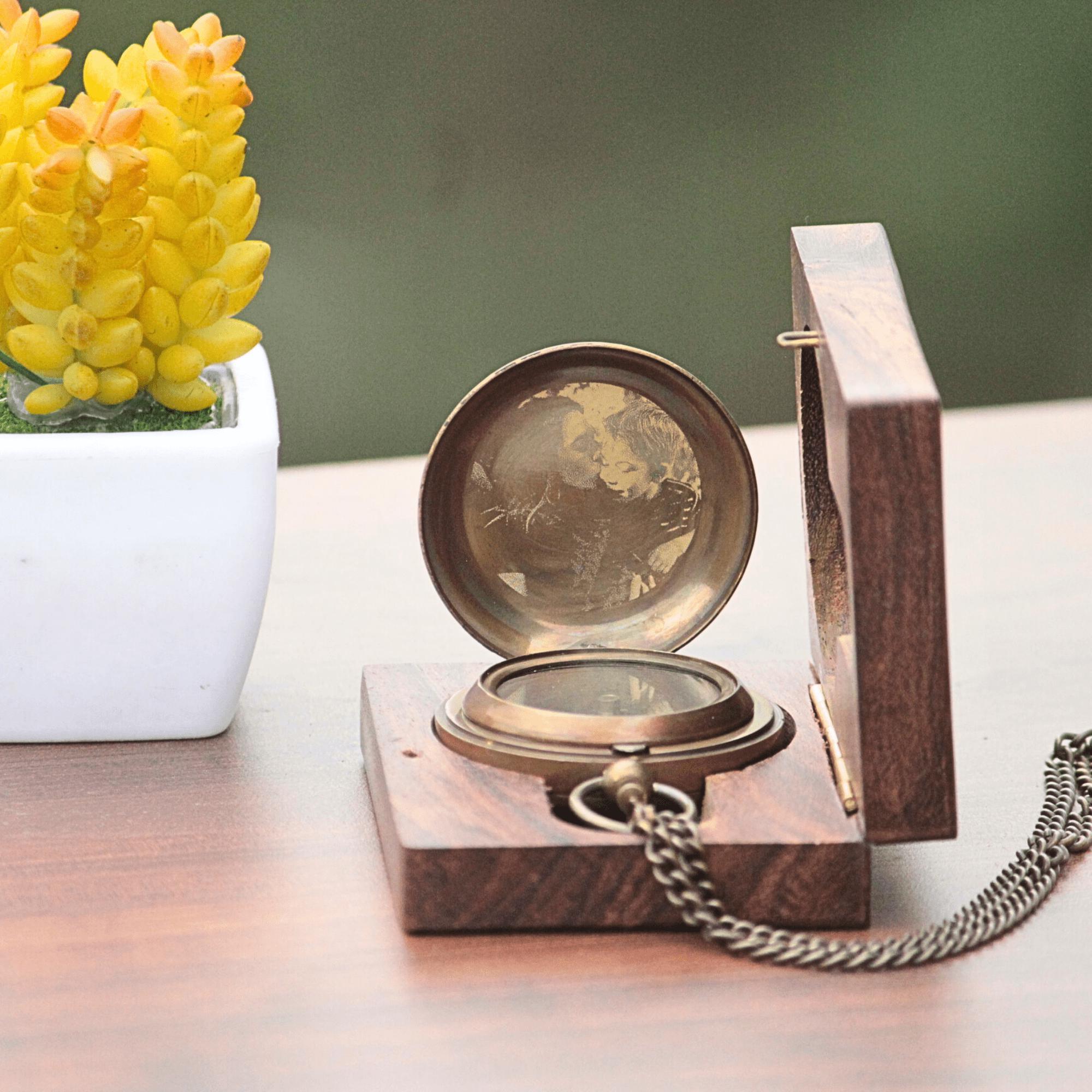 Personalized Brass Compass With Wooden Box – Engraved Keepsake Gift - Etsy