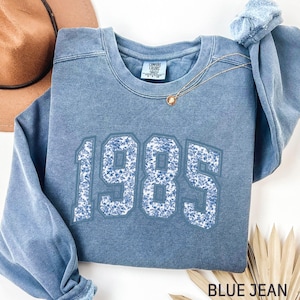 Comfort Colors® 1985 Birthday Sweatshirt, Toile Flora 40th Birthday Sweatshirt, Birthday Gift for Born in 1985, Custom Birth Year Sweatshirt