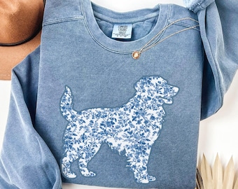 Toile Floral Golden Retriever Sweatshirt, Comfort Colors English Retriever Sweater, Cute Gift for Golden Retriever Mama, Golden Mom Sweater