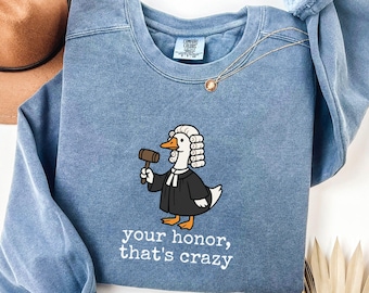 Comfort Colors® Goose Advocaat-sweater, grappig dom advocaatcadeau, rechtenstudent cadeau, advocaat ronde hals, toekomstig advocaat-sweater