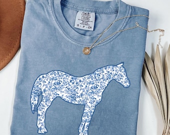 Comfort Colors® toile bloemen paardenshirt, cadeau paardenliefhebbers, leuke vrouwenwestern cadeau, cowgirl cadeau, schattige westernpaarden, leuke vrouwencadeau