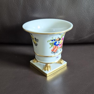 Vintage Herend Hungary porcelain vase model 6403 Fruits & Flowers BFR on gilt paw foot handpainted