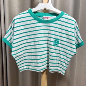 Vintage 90s Striped Crop Shirt size M-L stt01