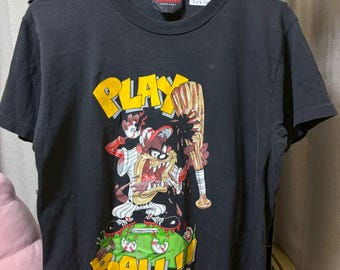 Vintage 1993s Tazmanian Devil Looney Tunes Taz Play Ball Baseball  shirt size M RL07