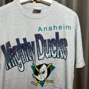 Vintage 90s Mighty Ducks  shirt size M  tt02