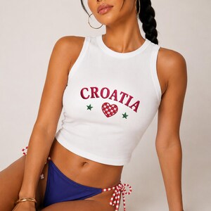 Kroatien broderad babytröja | Y2K kroatisk skjorta | Kroatien fotbollsmall, latinamerikansk Y2K sommaroutfit, flaggtopp, present till henne bild 2