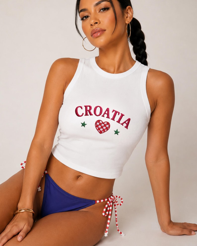 Kroatien broderad babytröja | Y2K kroatisk skjorta | Kroatien fotbollsmall, latinamerikansk Y2K sommaroutfit, flaggtopp, present till henne bild 2
