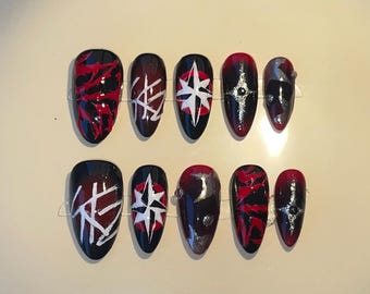 Stray Kids domineren tour handgemaakte pers op nagels