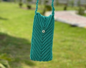 Bolso bandolera estilo bohemio con diseño de chevron verde: hecho a mano
