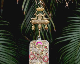 Exclusive Designer Mobile Covers Handcrafted Stones, Resin Detailing with belly hook