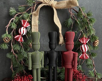 Ribbed Nutcracker Decorative Figurine 21 cm | Modern Christmas Decoration | 3D Printed | Minimalist & Stylish | Christmas Gift Idea