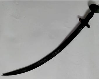 Espada antigua vintage de curva ligera, espadas, sable, cuchillos, machete, katana, medieval, rara, antigua, vaina, coleccionable, kukri.