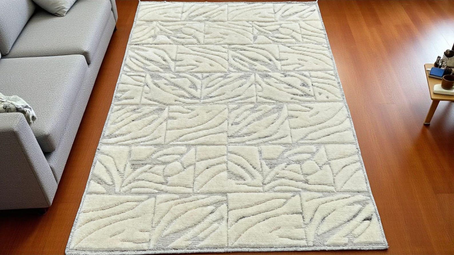 Box-Pattern Hand-Knotted Wool Shag Rug