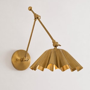 Handgefertigte Wandleuchte aus Messing mit Schwenkarm | Vintage-Wandleuchte, verstellbar | Künstlerisch gefertigte Leuchte