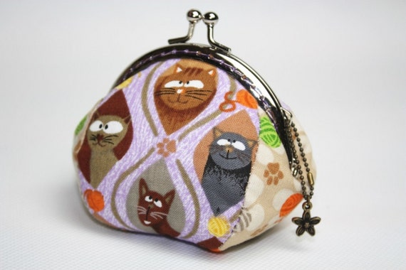 Items similar to Coin Purse - Meow. Cotton Fabric with Lovely Cats and ...