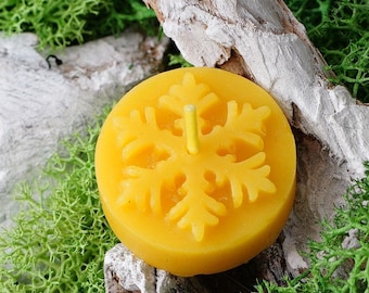 Candela in cera d'api WienerBienen realizzata al 100% in cera d'api, lumini "Fiocco di neve", 36 x 18 mm di altezza, fatti a mano