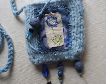 blue flower knit amulet bag