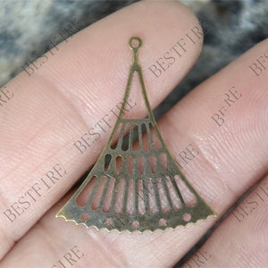 Bronze Tone Brass Flower Filigree Connector (22x27mm)