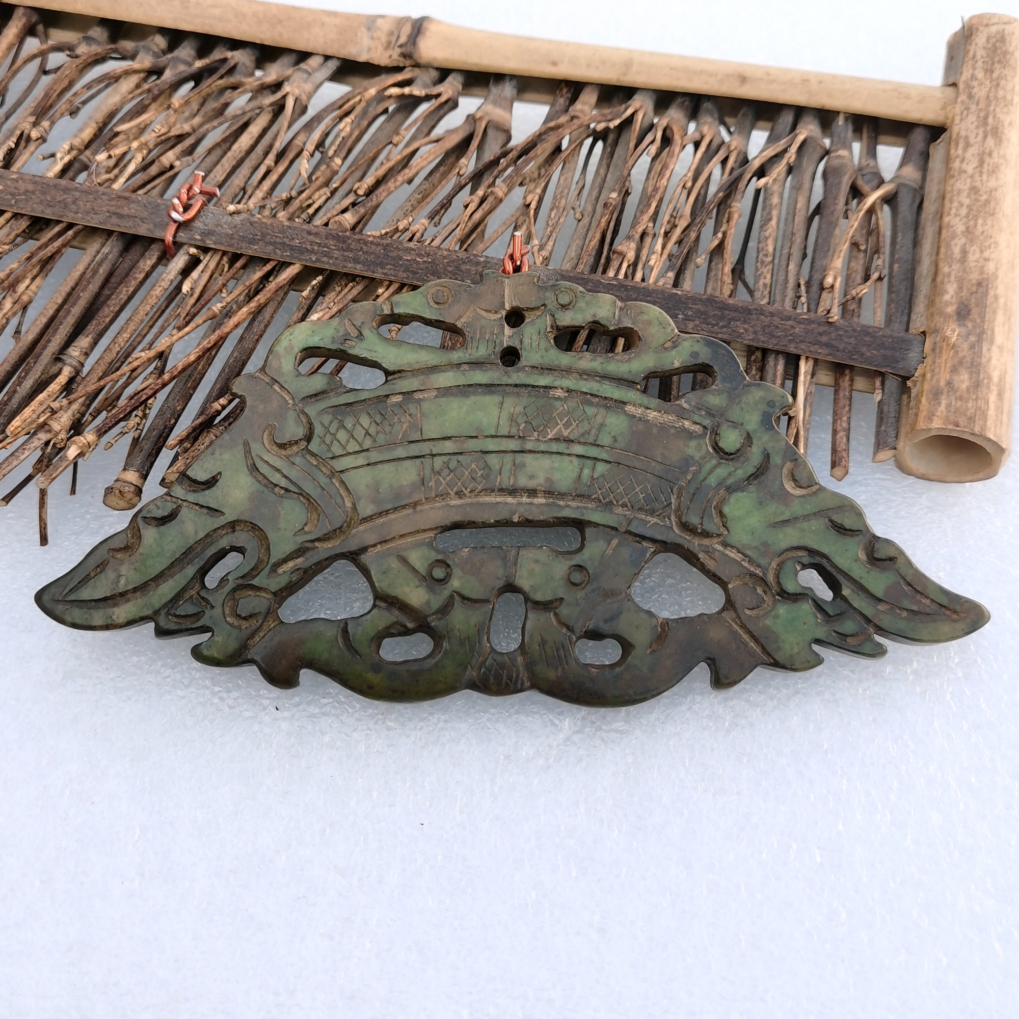 Colgante de jade verde dragón tallado doble colgante de jade | Etsy