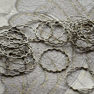 25mm Bronze tone flower circle shaped connector links,fancy jumpring,metal bead,findings, circle connector links