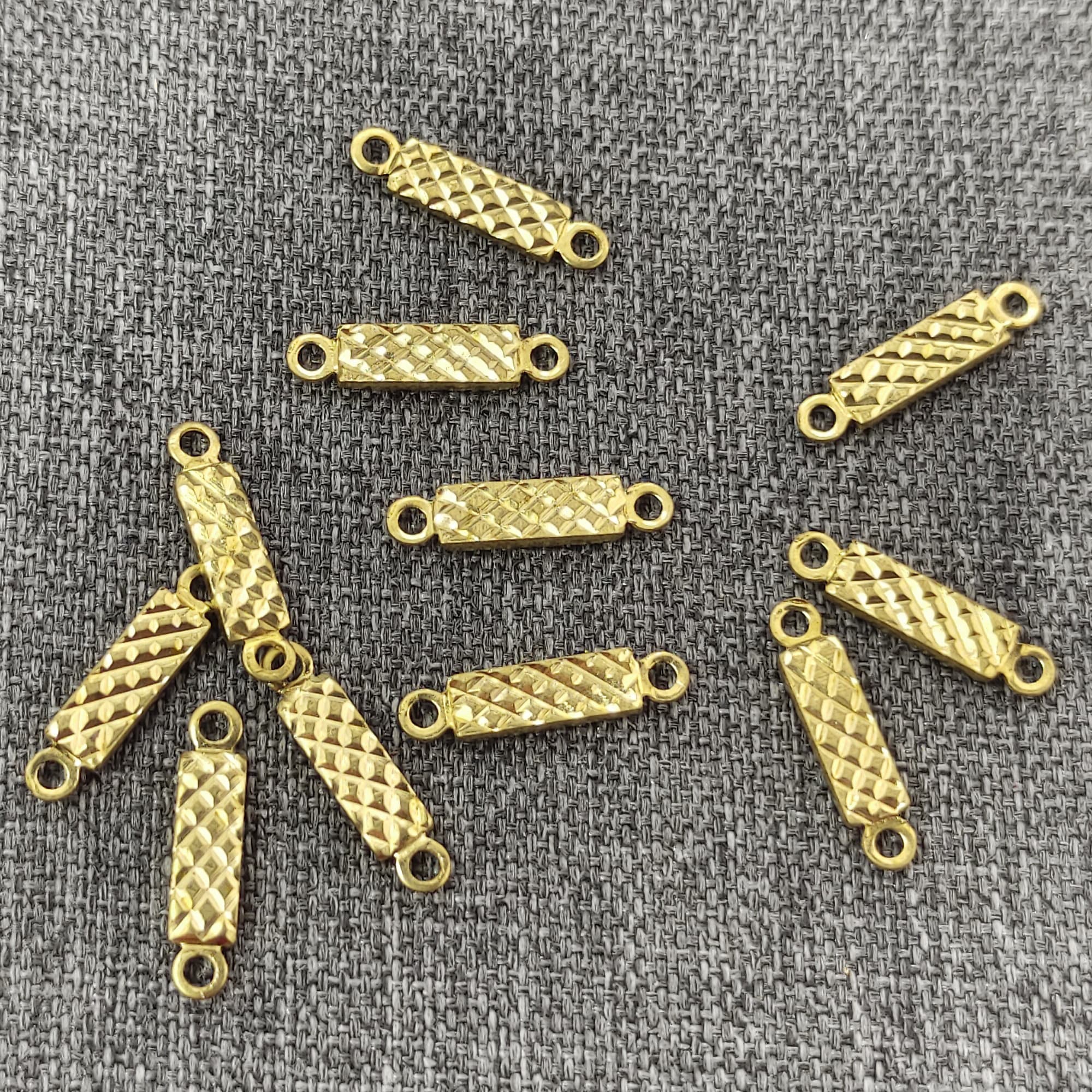 CREATCABIN 1 Scatola 40 Pezzi 3 Misure Bar Link Charm Ottone 2 Fori Stick Strip Orecchini Connettori Rettangolo Verticale Lungo Ciondoli Pendenti per Creazione di Gioielli Charms Bracciali Risultati