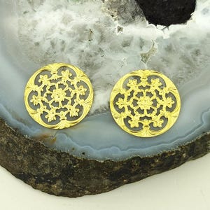 Raw Brass Flower Filigree Charms - Raw Brass flower Earring Components, flower Charm Filigree Findings,Earring Findings - Jewelry Supplies