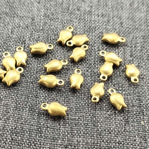 Raw Brass Flower pendant Charms Diy Materia ,Flower pendant Jewelry Supplies,Earring Connector,earrings findings