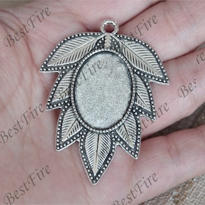 Silver Tone  leaf oval Cabochon pendant tray (Cabochon size 18x25mm),bezel charm findings,lacework findings,cabochon blank finding