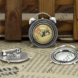 Silver TONE filigree Luster Round (base 20mm ) alarm clock Brooches , alarm clock Round  Brooch