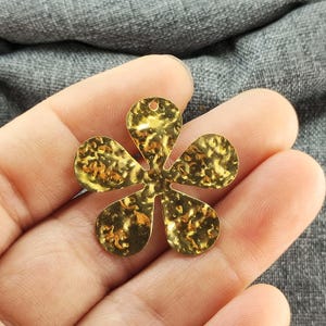 Raw Brass flower pendant Charms - Raw Brass flower  Earring Components, brass flower Findings,Earring Findings