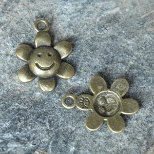 50 pcs Charms flower Pendant bronze Tone, Pendant Charms Findings pendant,jewelry pendant finding