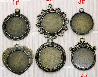 Bronze Tone Flower Cabochon Pendant Tray, Bezel Charm Finding