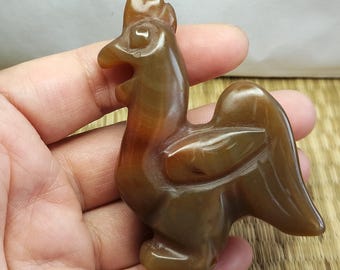 彫刻された瑪瑙の鳥のペンダント：オレンジレッドの宝石のお守り（80